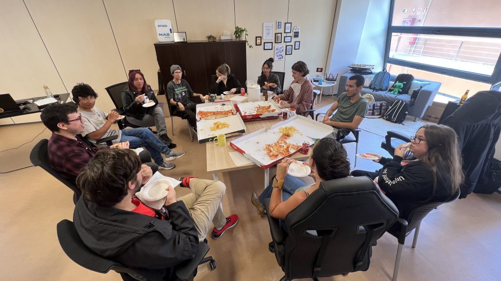 MNX Online team with 2025 placement students in Fuerteventura