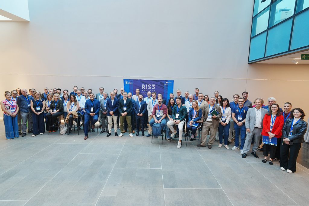 TOURiLab Data Space presentation at the 2nd RIS3CAN Meeting